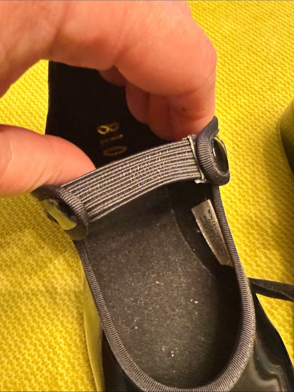 Bloch shiny black